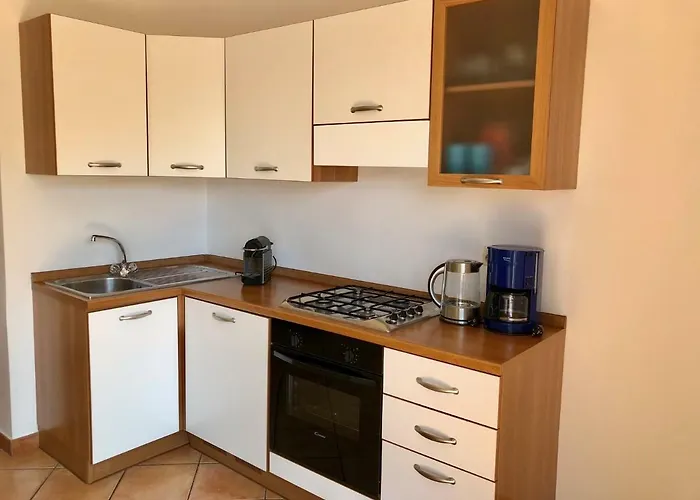 Residenza Ai Ronchi 1 2 6 4*