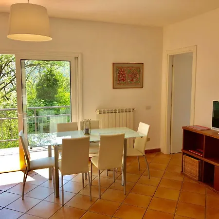 Residenza Ai Ronchi 1 2 6 Apartmanhotel 4*