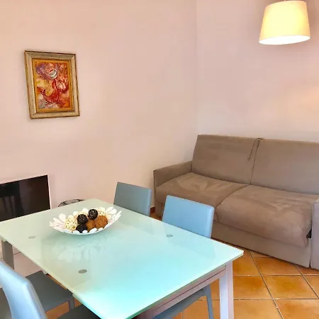 Lägenhetshotell Residenza Ai Ronchi 1 2 6 Maccagno