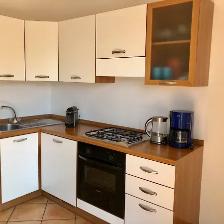 Residenza Ai Ronchi 1 2 6 4*