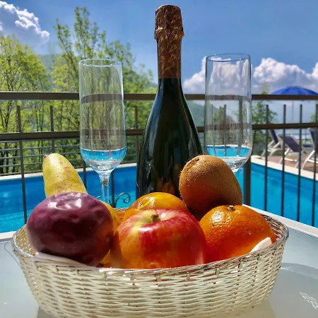 Apartmanhotel Residenza Ai Ronchi 1 2 6 4*